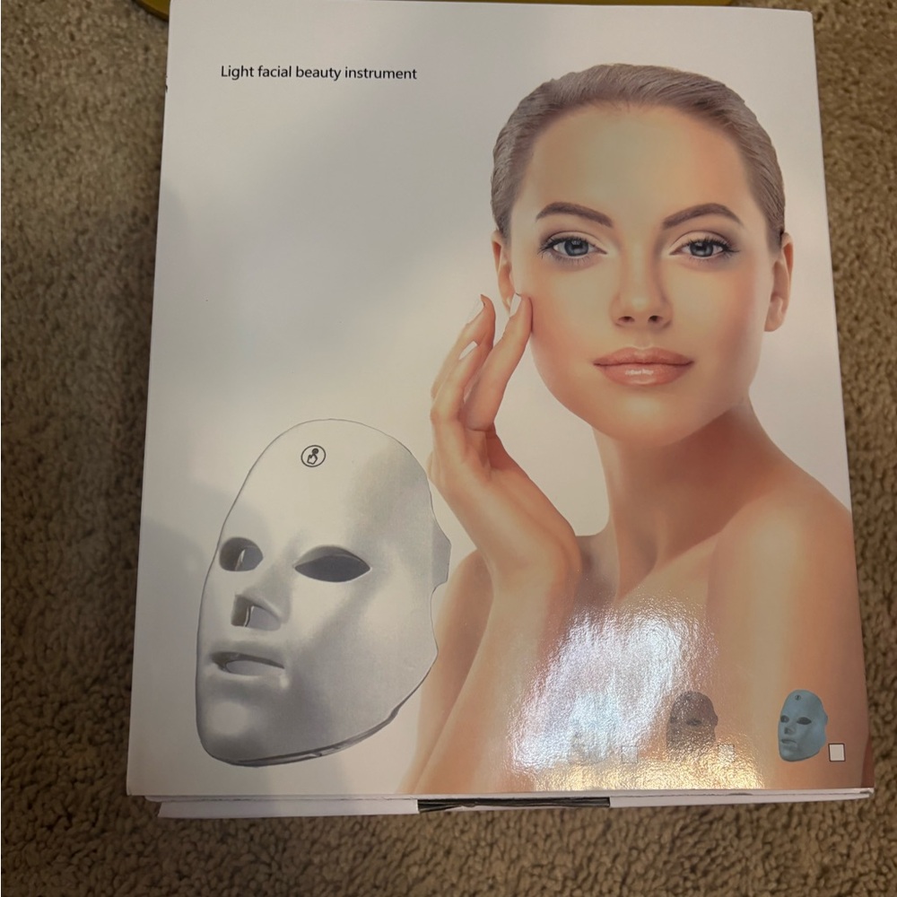 Light Facial Beauty Instrument - White LED Mask